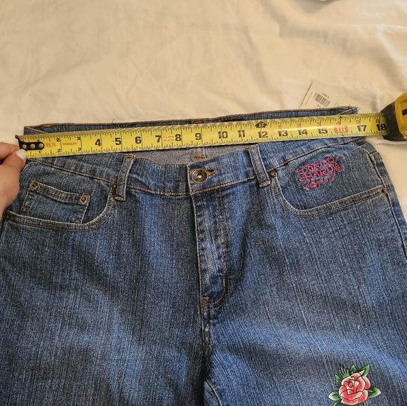 NWT! Ed Hardy by Christian Audiger Jeans Skull and Rose Embroidered Women' Jeans - Picture 5 of 5